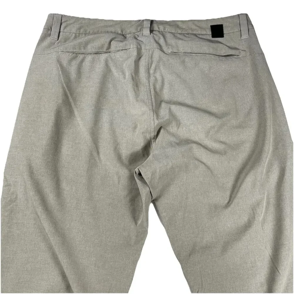 Vuori Aim Performance Chino